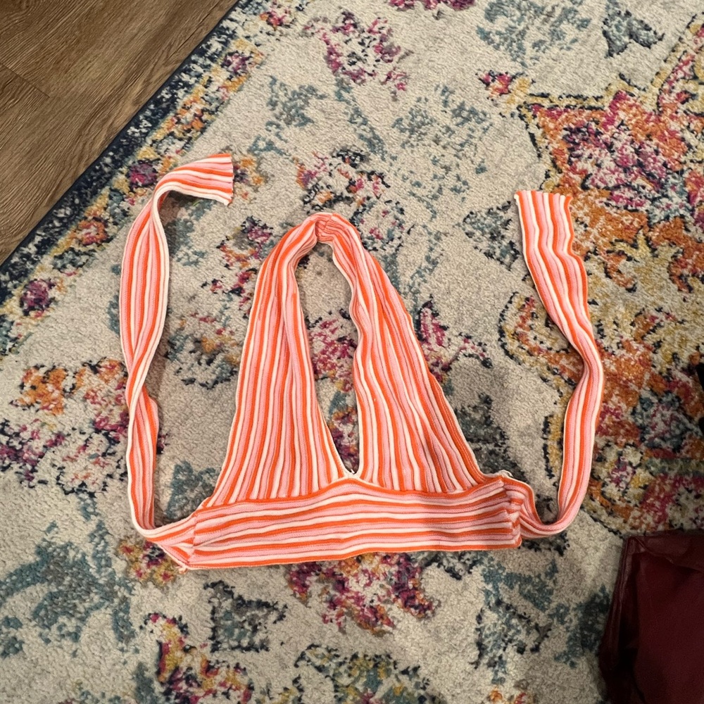 SHEIN HALTER CROP TOP